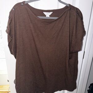 Liz Claiborne Brown Button-Shoulder Tee